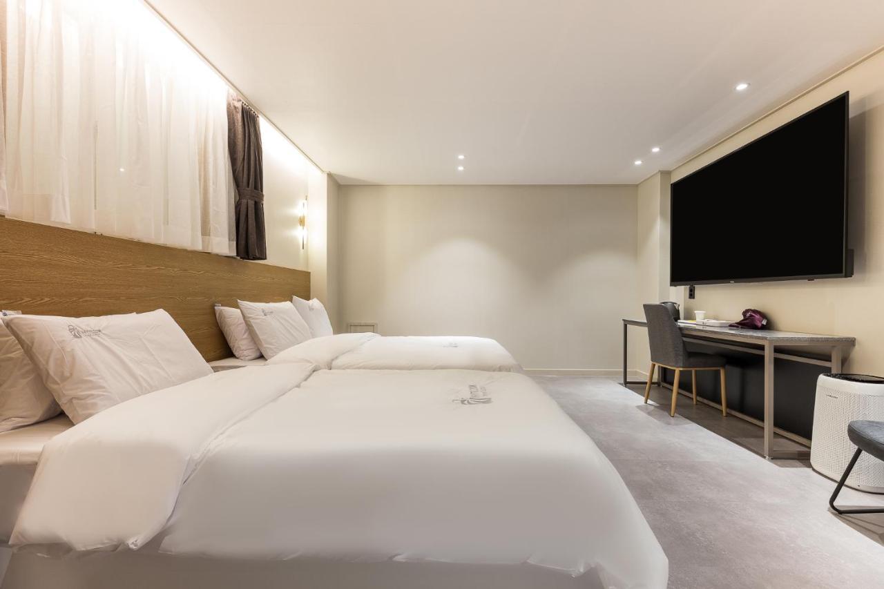 Hotel Lium チョナン エクステリア 写真