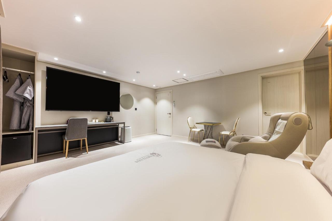 Hotel Lium チョナン エクステリア 写真